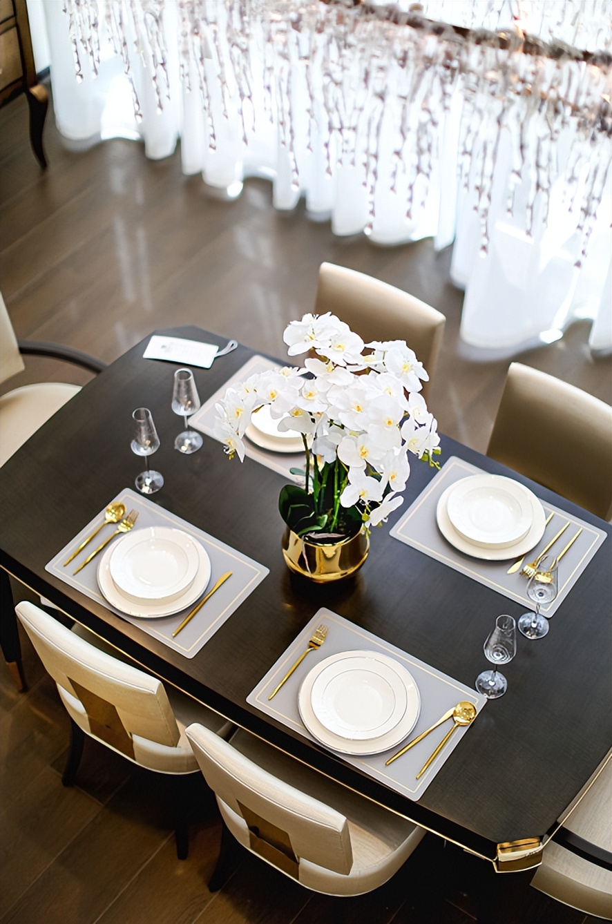 “美好共创+一站理想家”美克美家西安红星设计工作室启幕