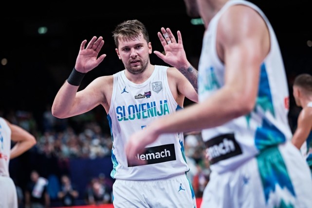 欧洲杯小组赛德国出线,欧洲杯最新比分结果荷兰奥地利