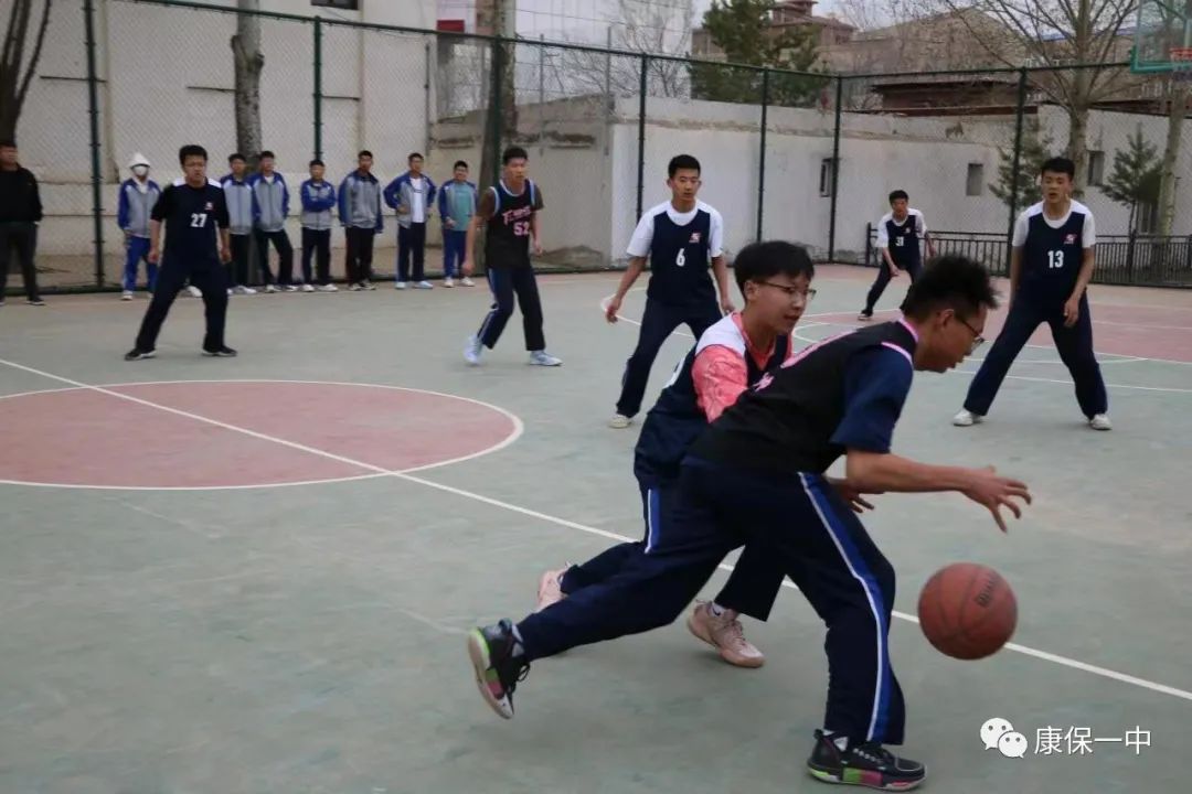 青春无畏逐梦扬威篮球赛,青春无畏迎篮而上篮球比赛