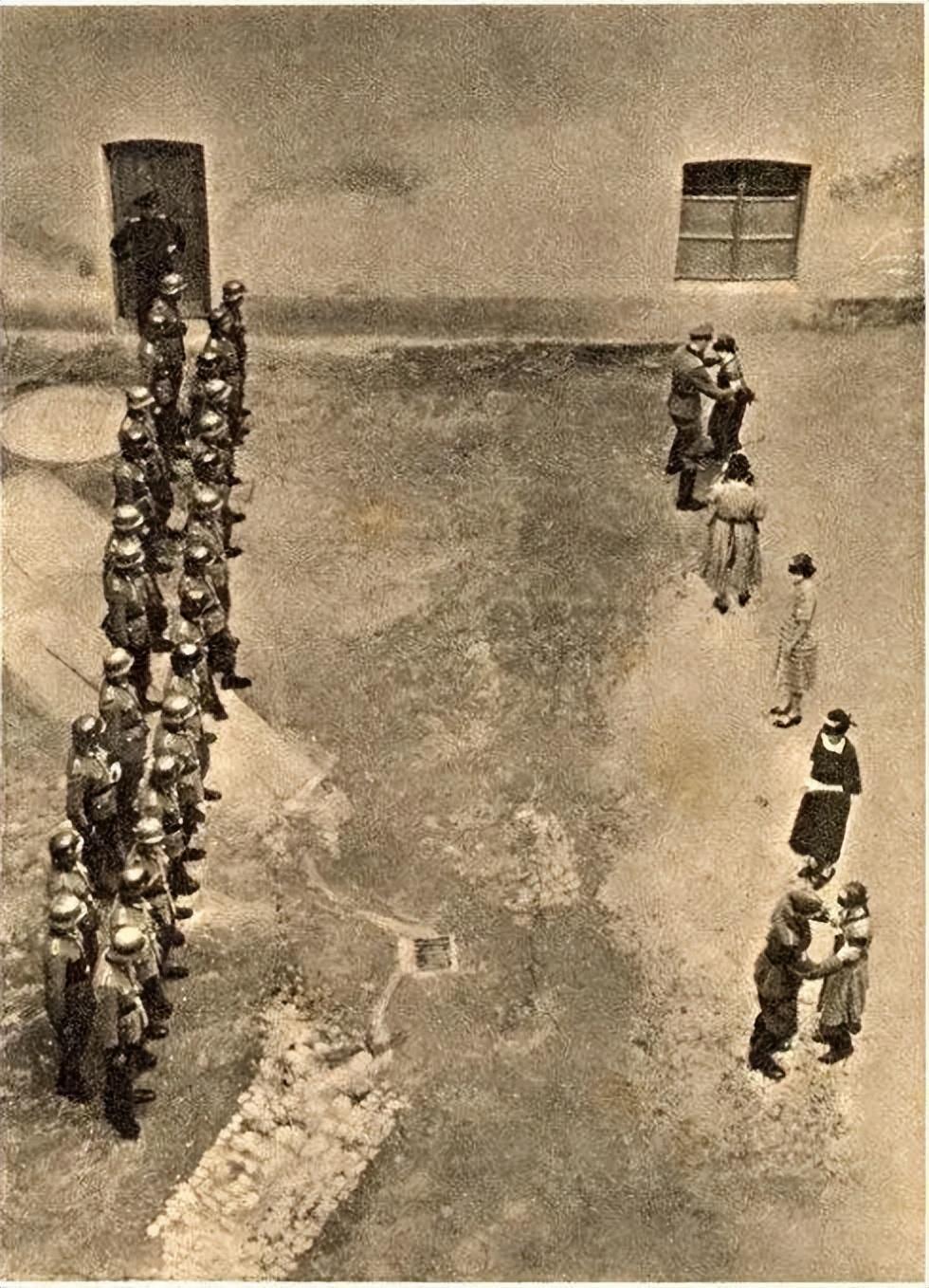 变态的纳粹德国，*光脱**犹太人女人衣服，集体*杀屠**!2