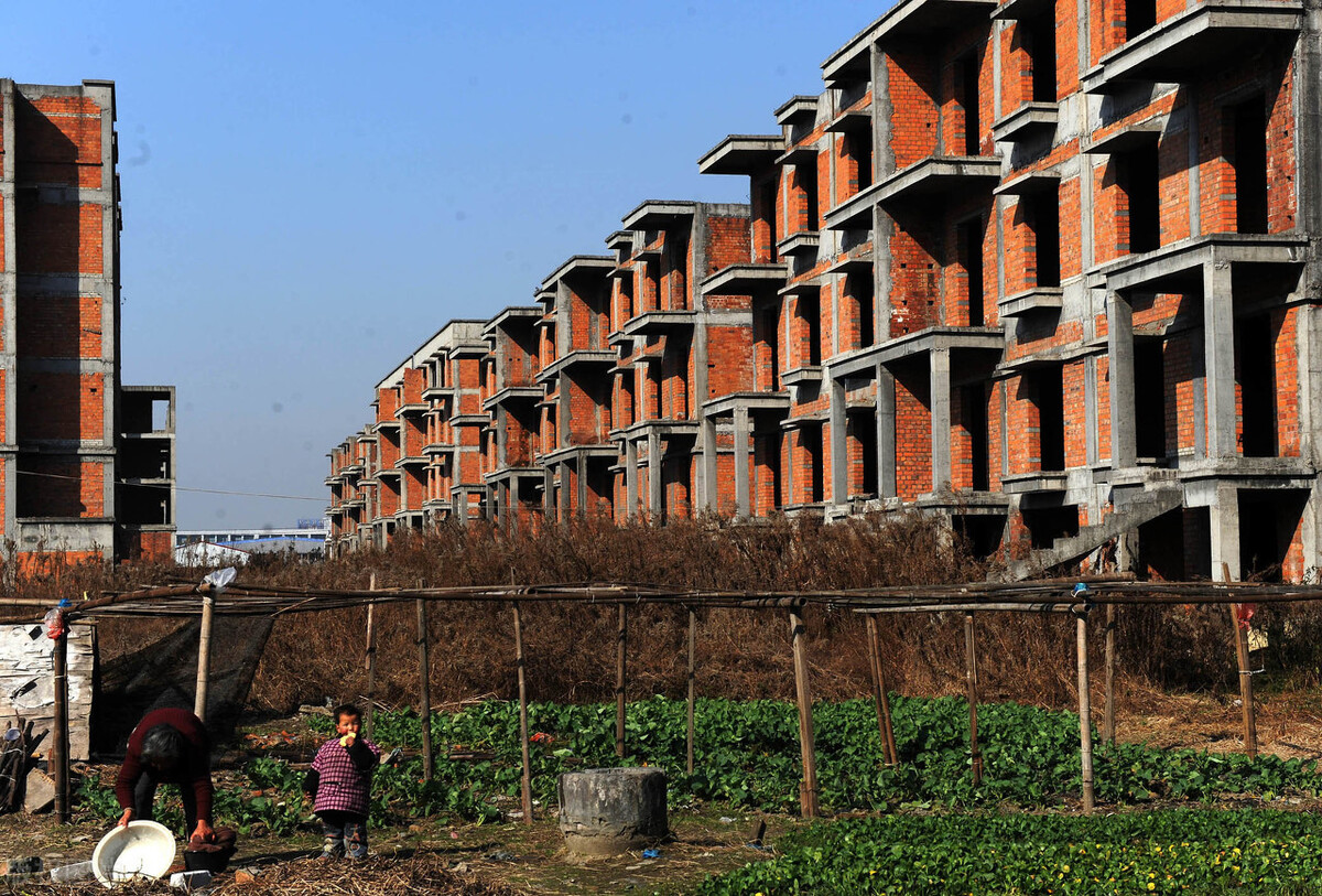 银行对烂尾楼盘违规放贷怎么投诉,烂尾楼银行放贷有责任么