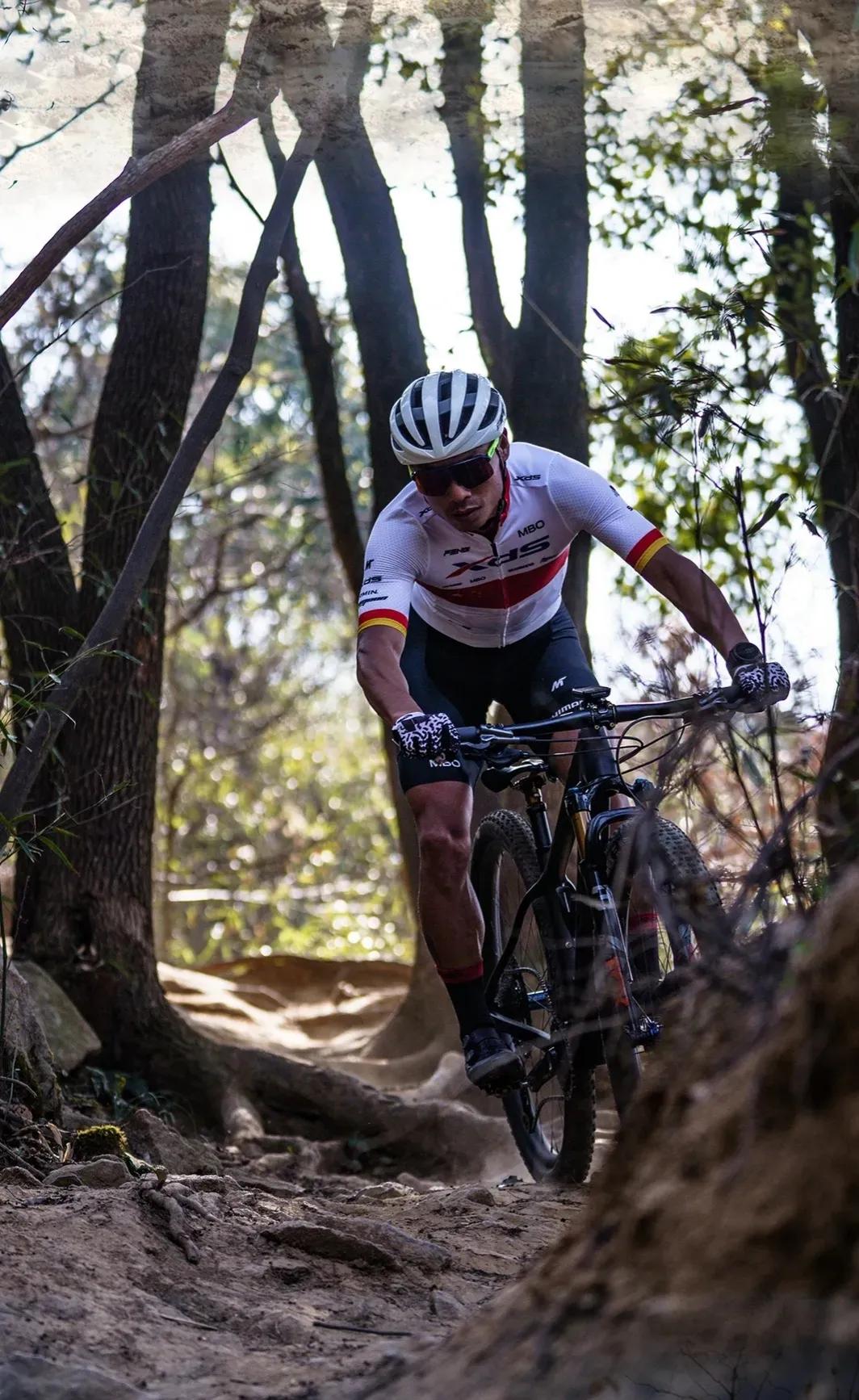 山地车网上买还是实体店买,实体店购买山地车注意事项