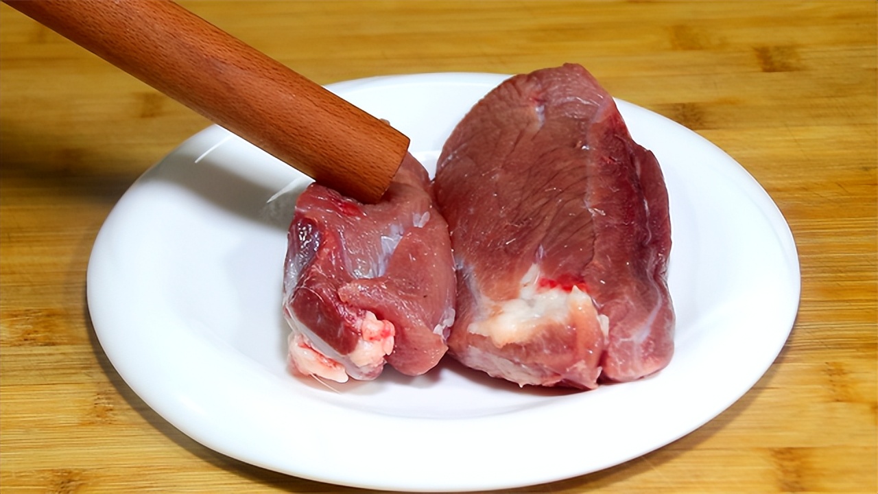 炒猪肉很柴怎么办,炒猪肉时瘦肉发柴咬不动