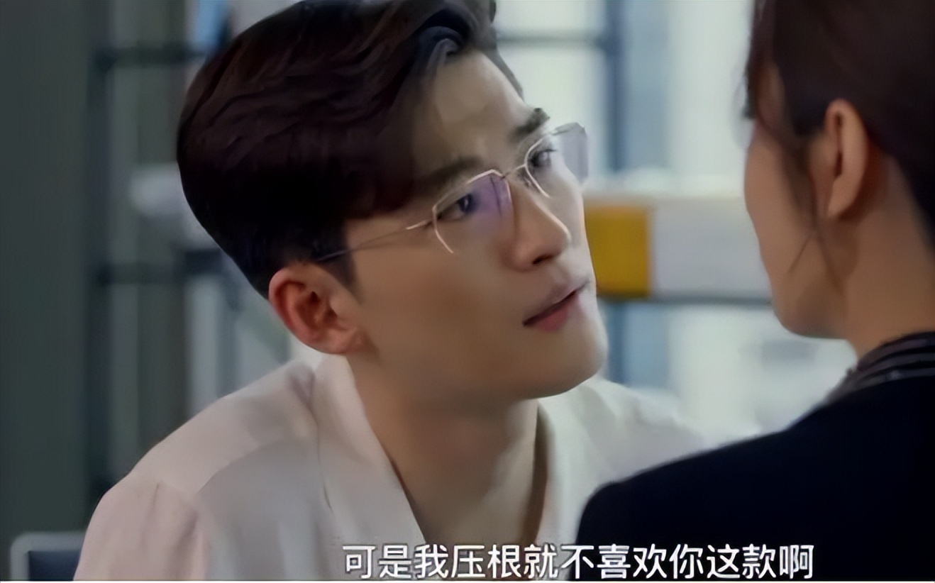 集体打一星，开分2.4，年度恶臭烂剧