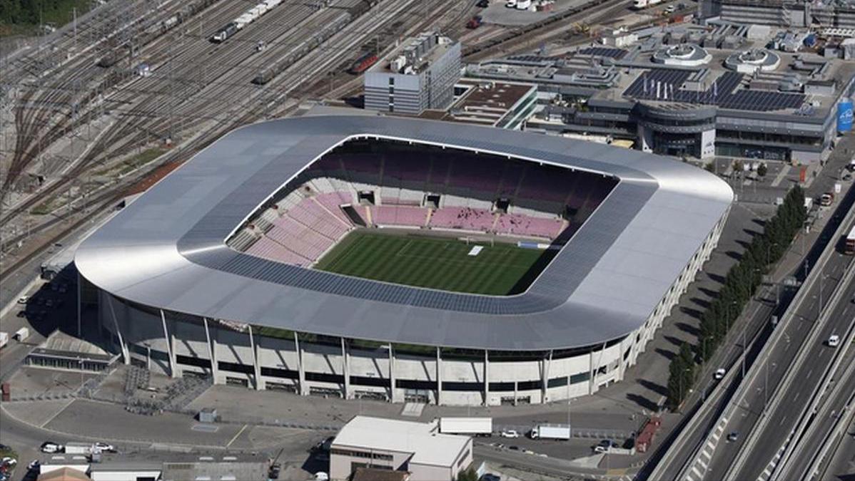 欧洲足球豪门球场盘点,欧洲足坛十大震撼球场