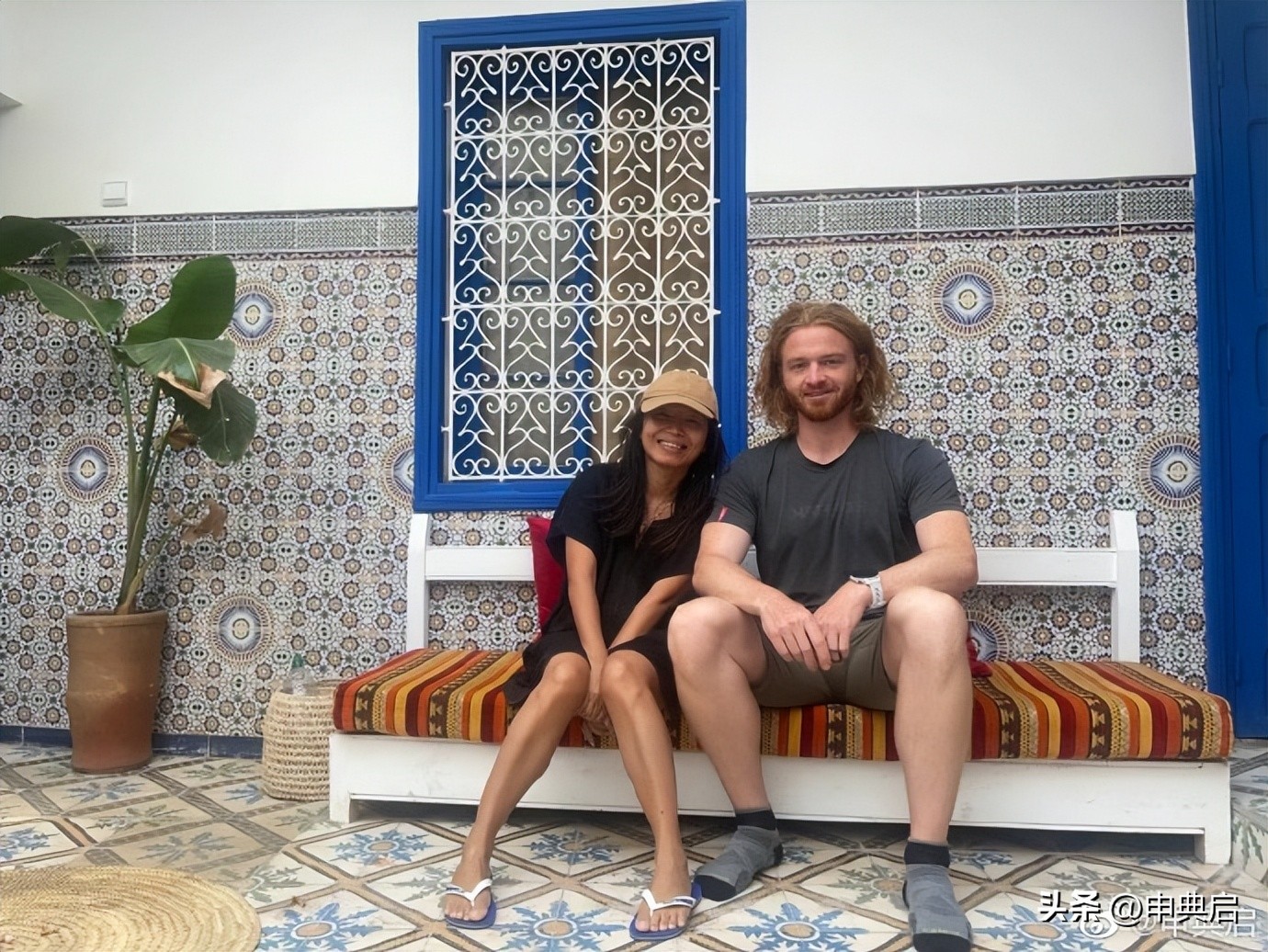 连英语都不会的广东女孩，在摩洛哥抄底买房开青旅的经历