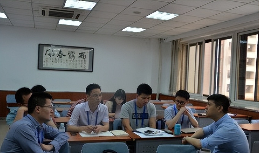 同样博士直博和硕博连读区别,博士硕博连读直博