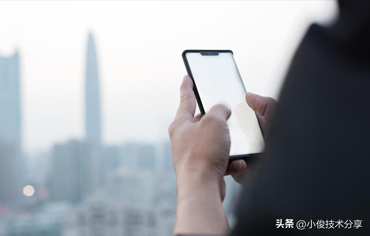 原来手机里被删除的照片都保存在这里，点一下就能恢复，很实用！