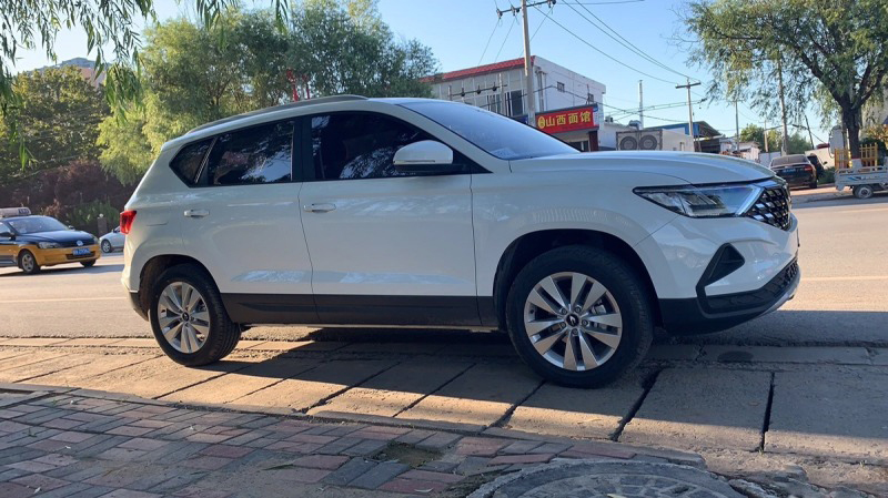 捷达vs5和博越哪款省油,捷达vs5和飞度哪个省油