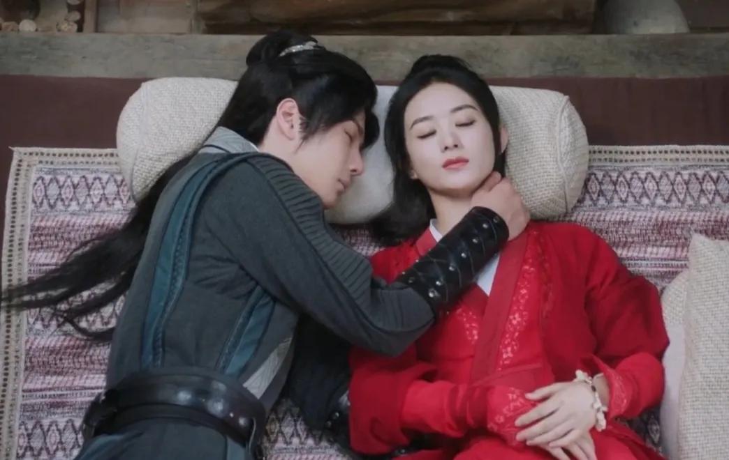 二刷《有翡》鲜衣怒马刀出鞘，抢个王爷当相公?赵丽颖