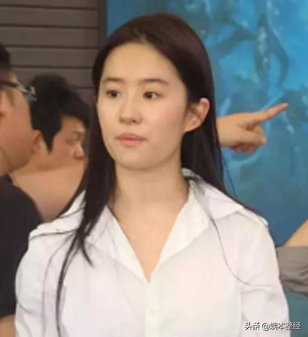 三个特征看出你能不能长到1.8米,三个相貌特征可以搭配出几种相貌