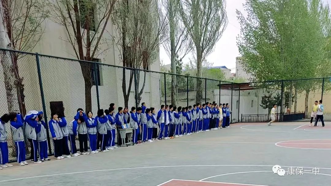 青春无畏逐梦扬威篮球赛,青春无畏迎篮而上篮球比赛