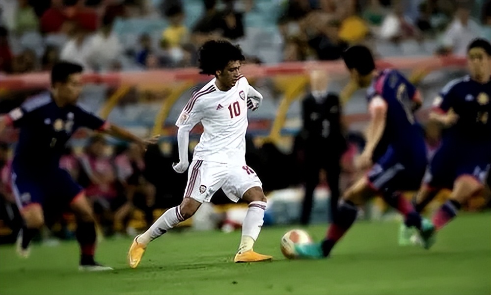 他,为了家人的未来效忠阿联酋,昔日亚洲足球先生,在伤病里沉沦