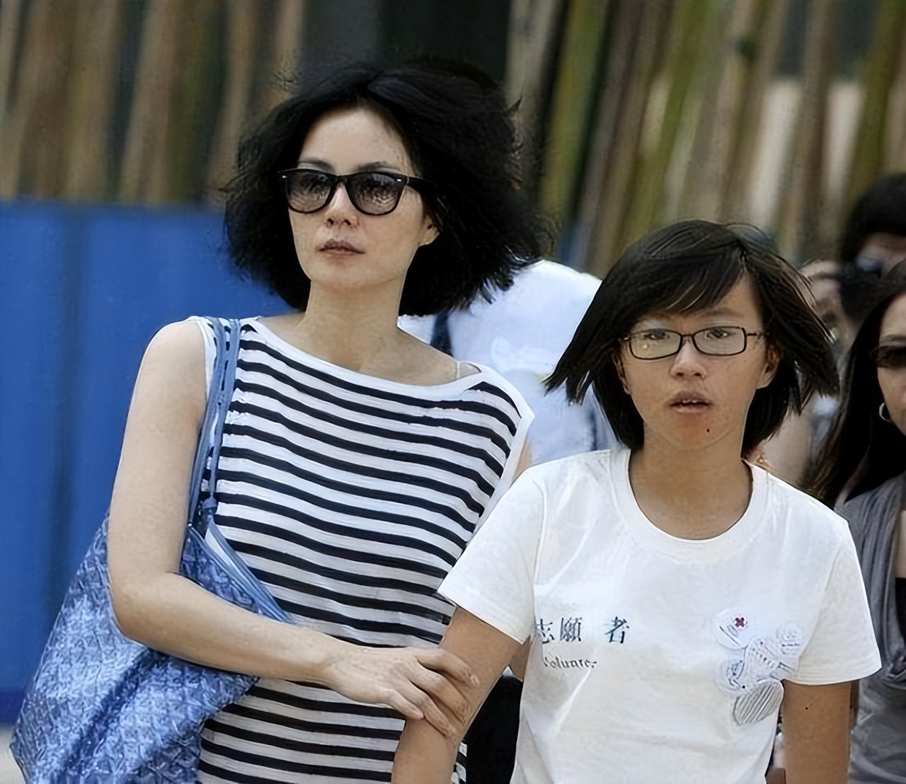 王菲和谢霆锋谈恋爱时候的年龄,王菲谢霆锋分别年龄