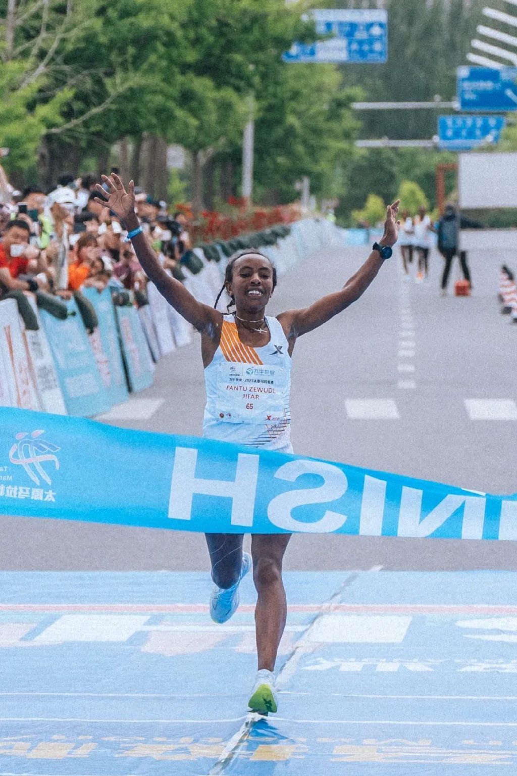 银川破马拉松中国纪录,银川夺冠