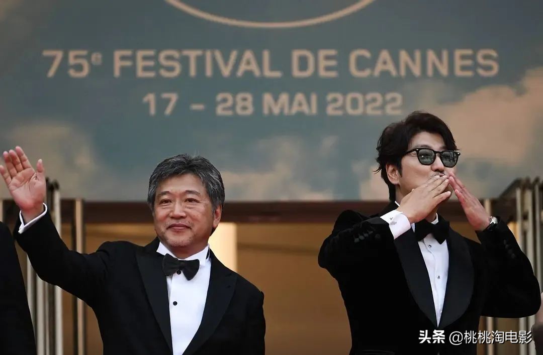 我等了一千年你终于来了,形容等了很久终于来了的诗句