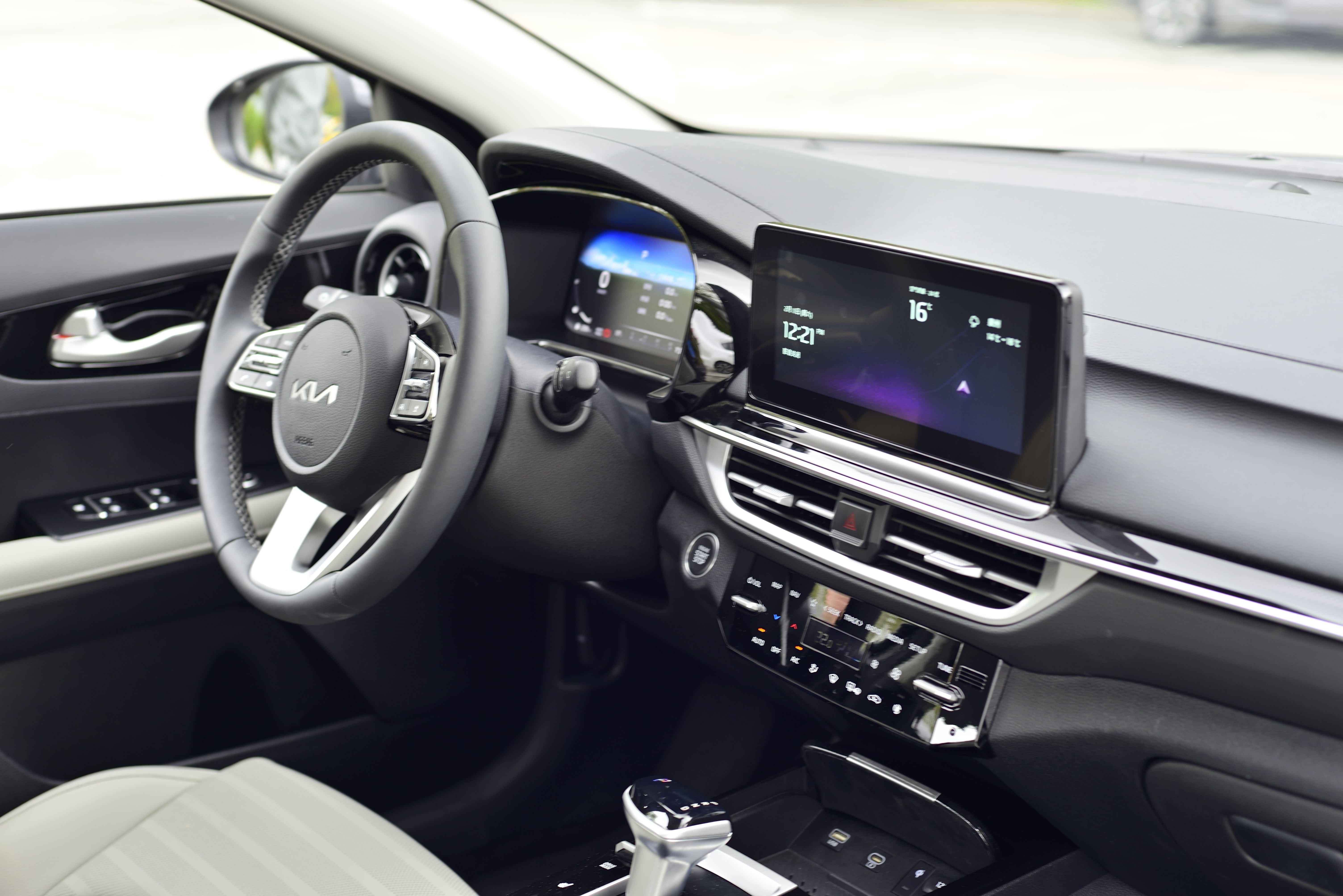 2014款起亚k3自动挡试驾,新款起亚K3试驾体验