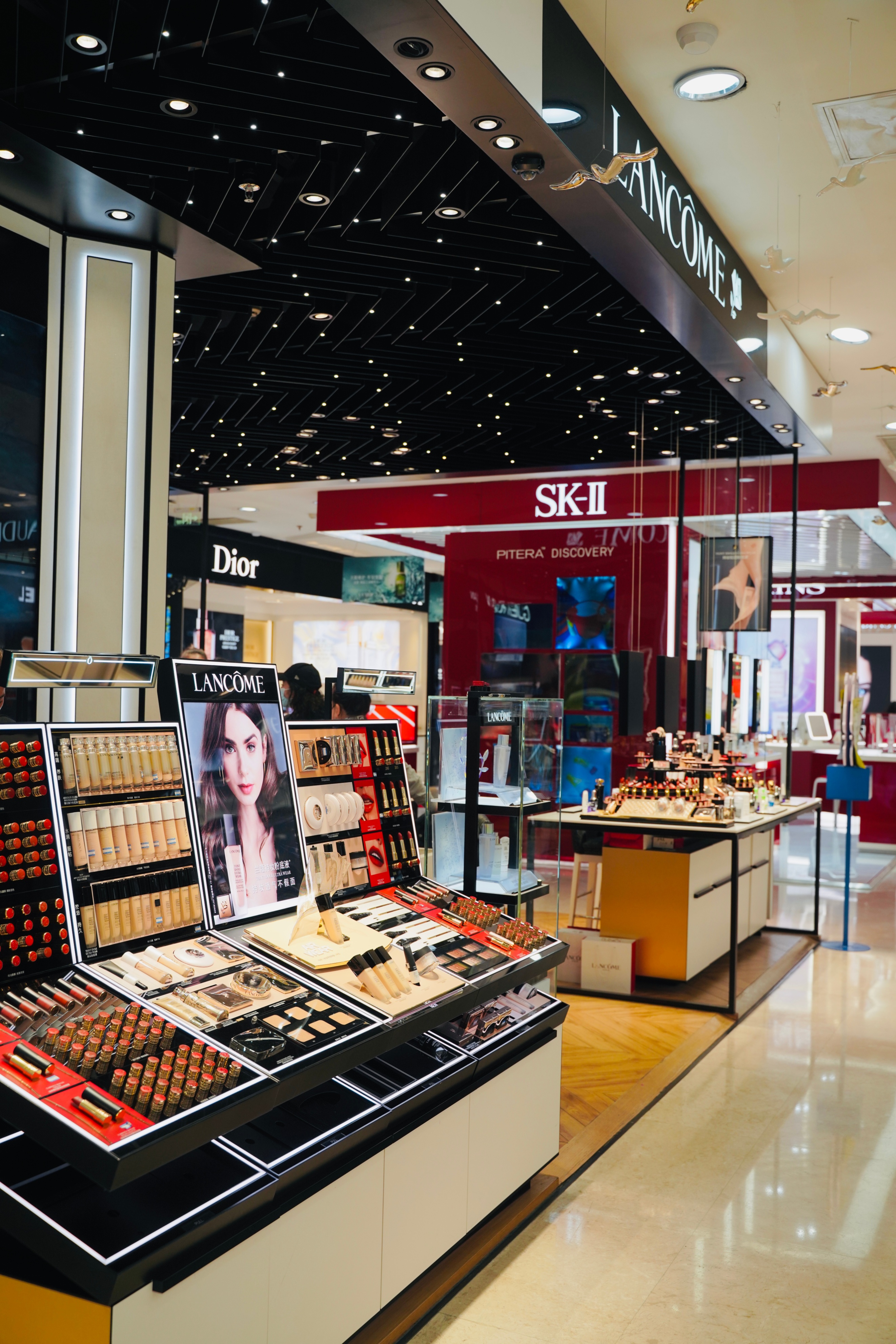 “师傅我去友好！”“哪个友好？”