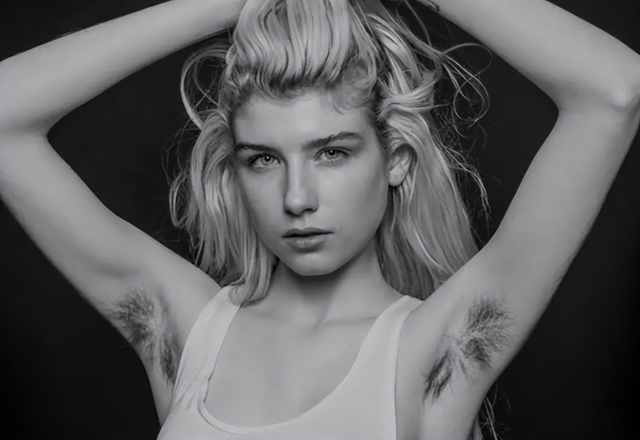 为什么有些女生有腋毛,为什么有的女生会有腋毛