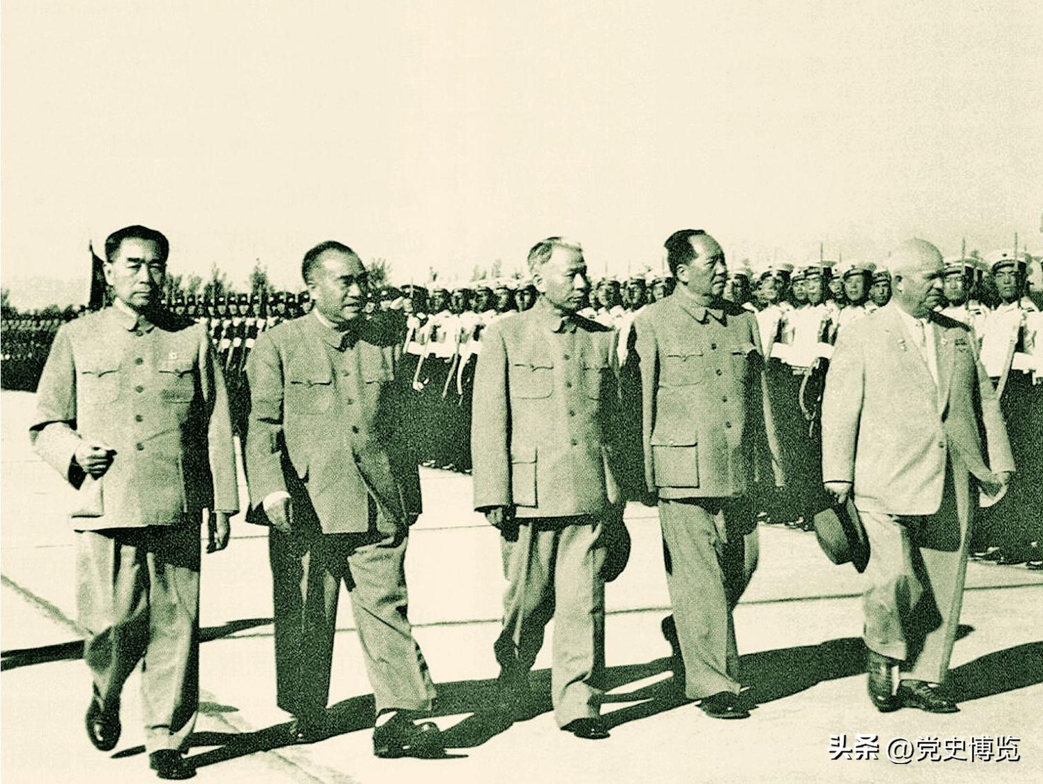 中山装风纪扣,中山装前世今生