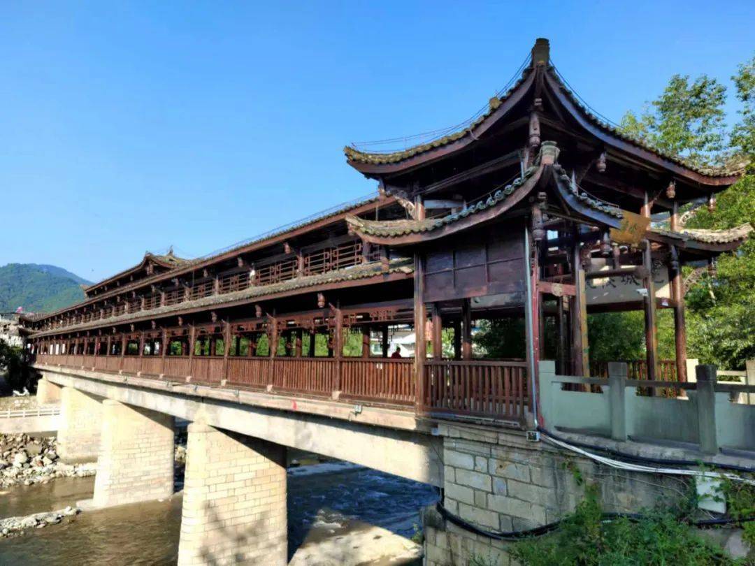 【散文】妩媚青川‖张泽