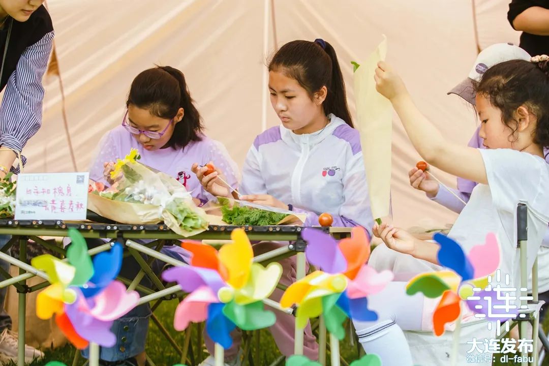 大连槐花香景点,大连槐花季美景