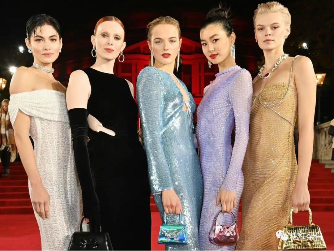 郑秀文陪跑七次终获金像奖影后,郑秀文大红大紫