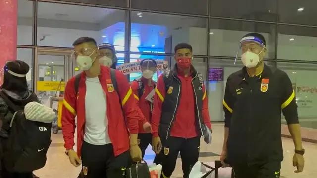 国足包机回国待遇,国足两百万包机