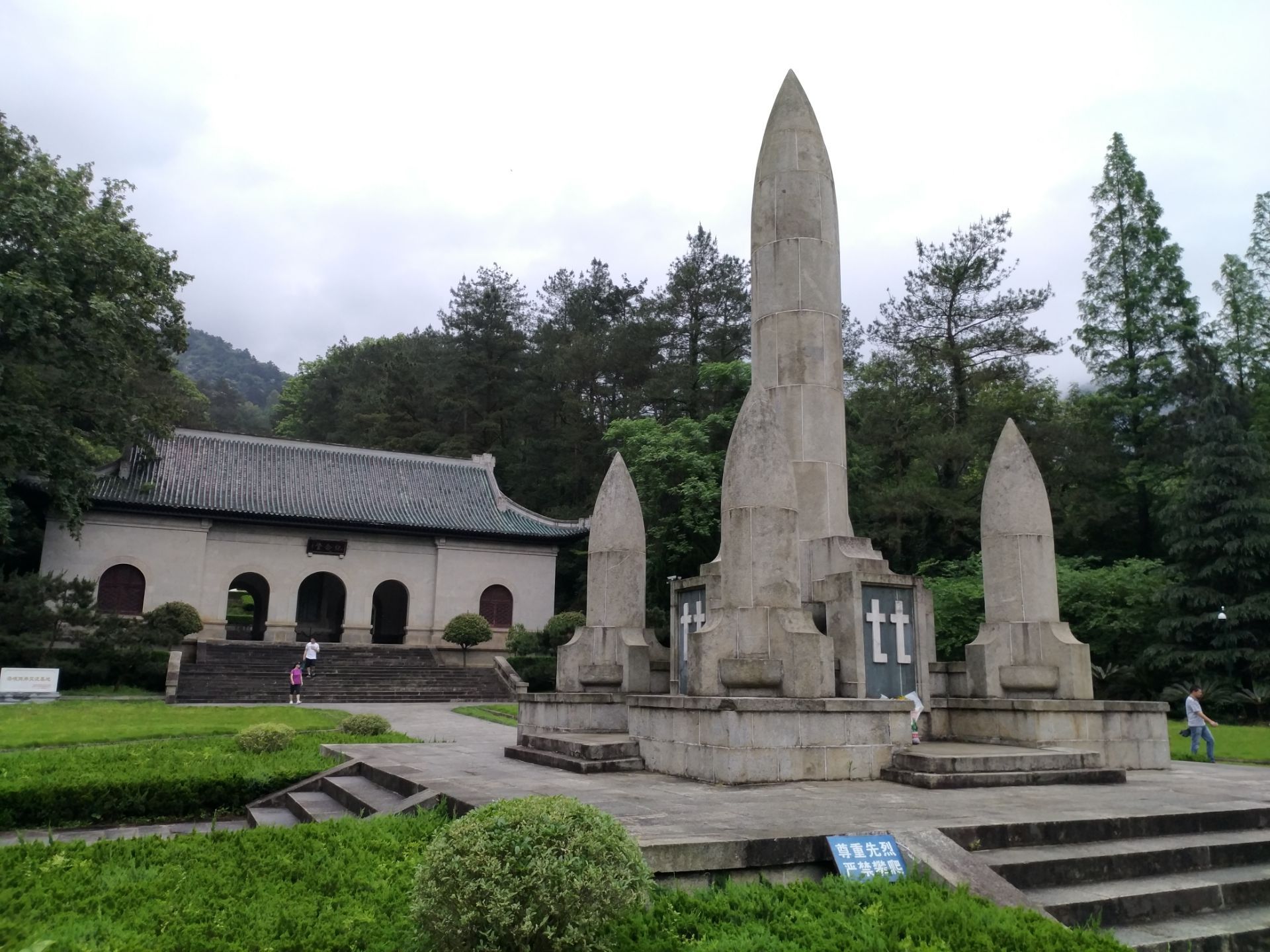 马英九来得太迟，现在的访问比不来好，但活动空间真的很小