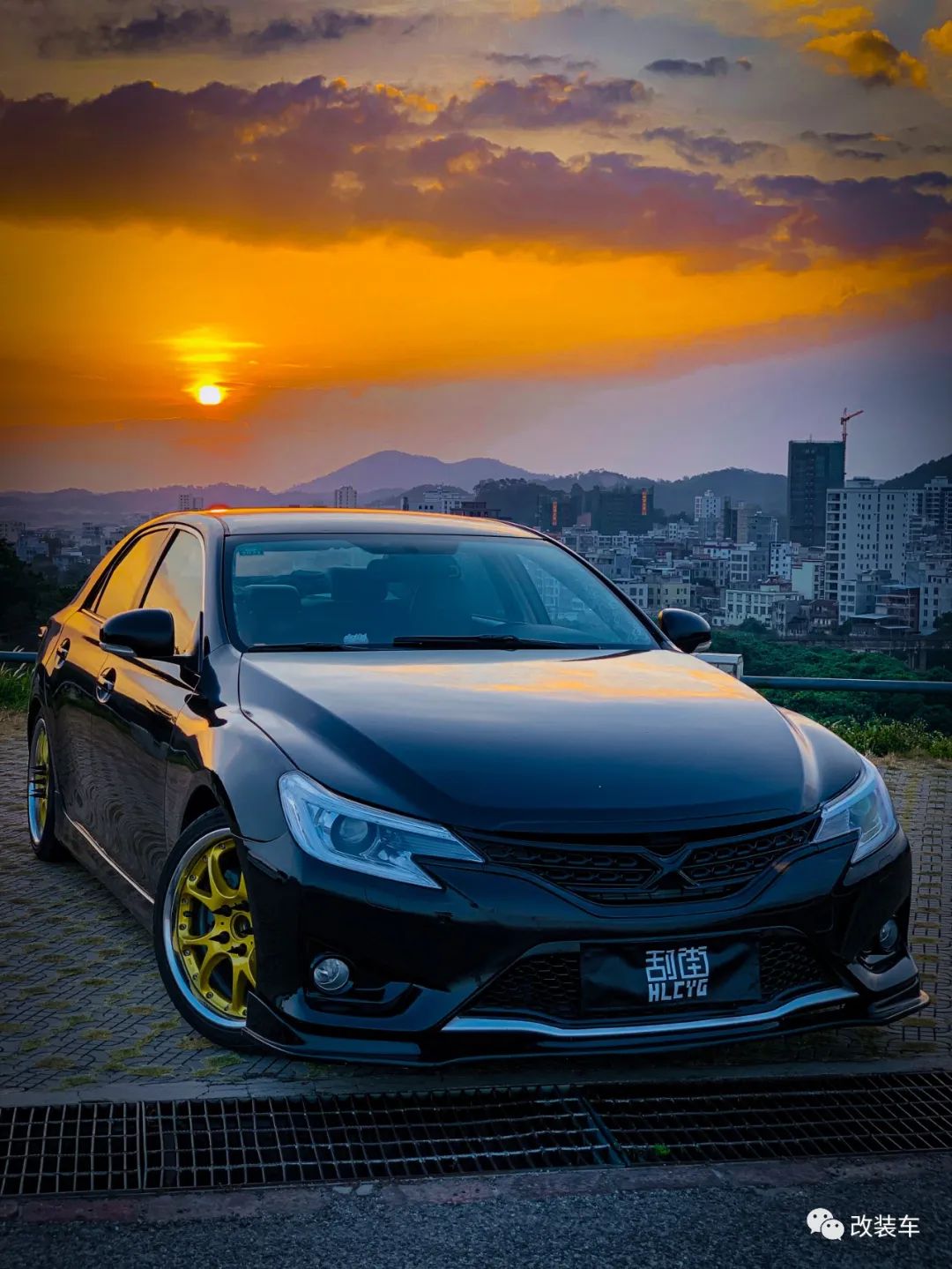 丰田锐志改低趴真实图片,丰田锐志低姿态改装的价格表