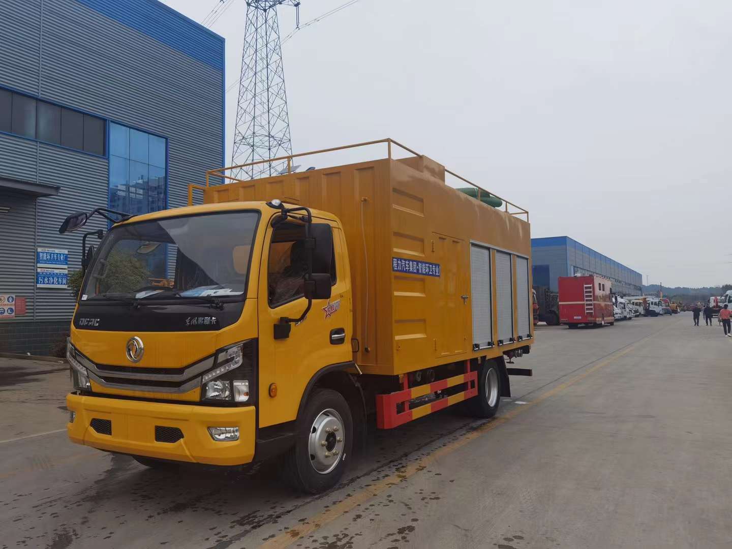 东风多利卡d9程力洒水车2020年4月,新型城市污水处理车