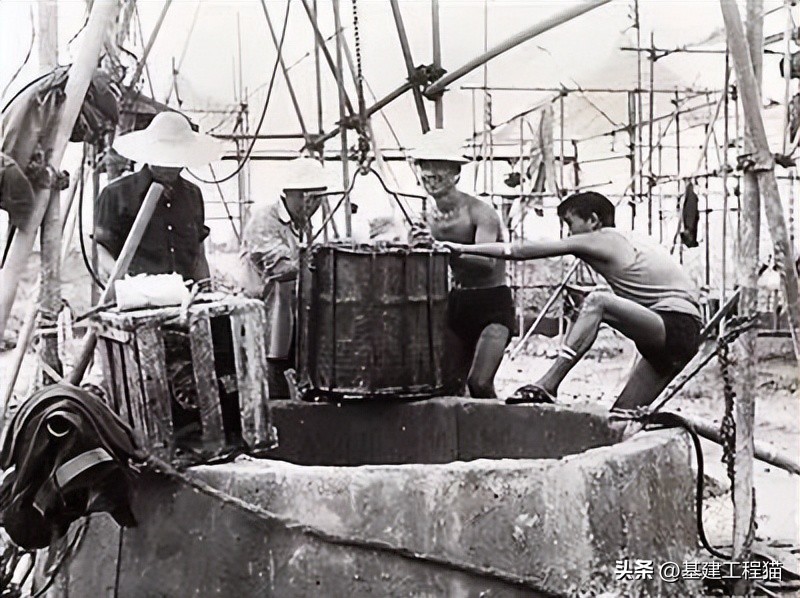 人民日报对工农兵的评价,基建工程兵的历史重大事件