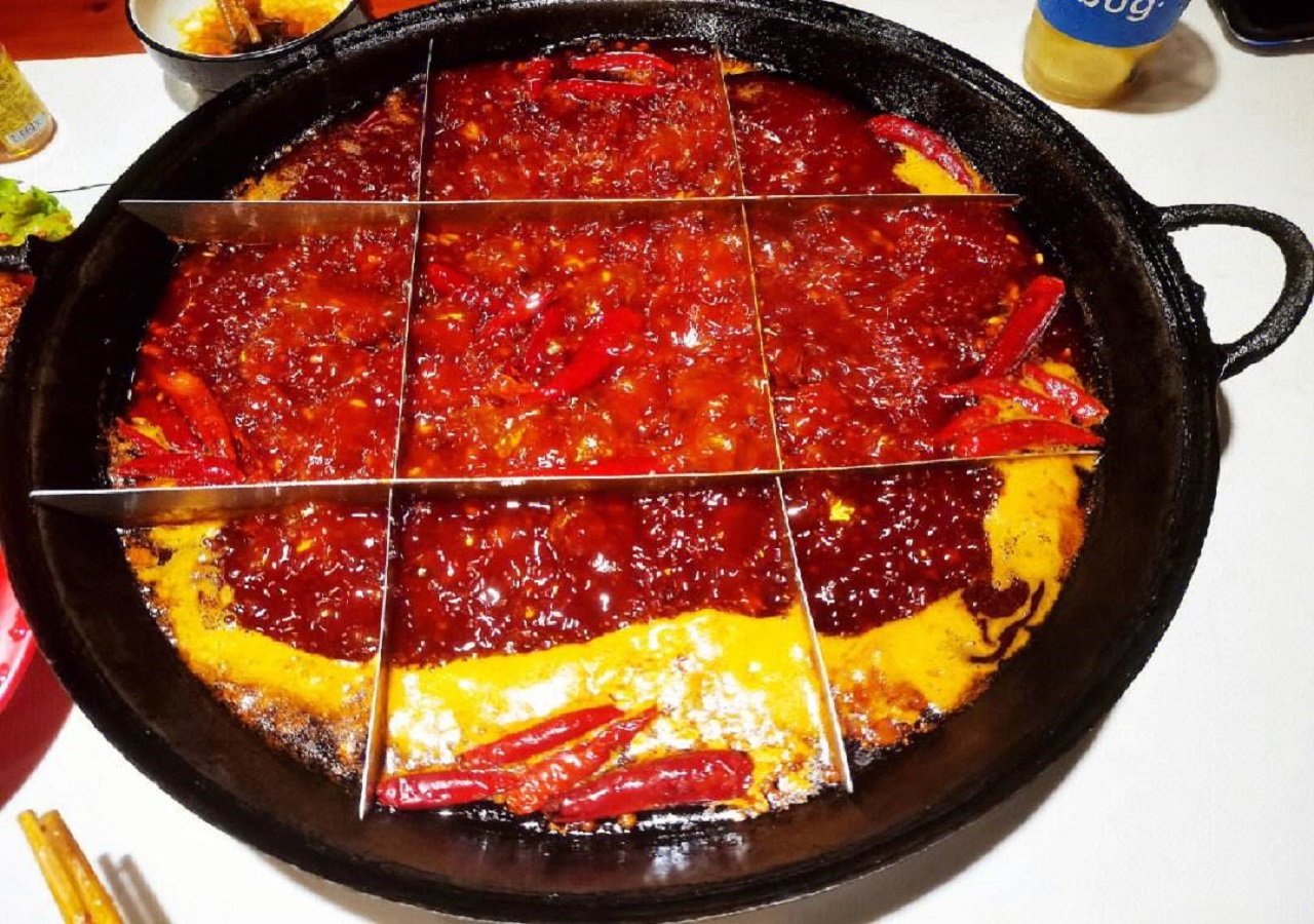 海拉尔羊蝎子羊排火锅,海拉尔一锅香牛排火锅