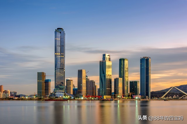 珠海高铁站附近有哪些旅游景点,珠海香洲区旅游必去十大景点