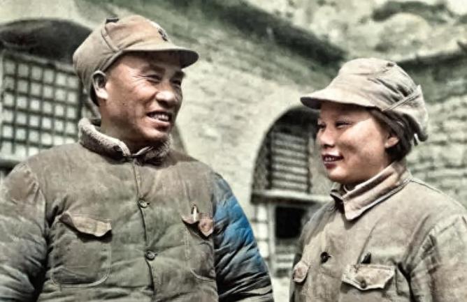 日军当着国军的面杀俘虏,日军侵华兽行