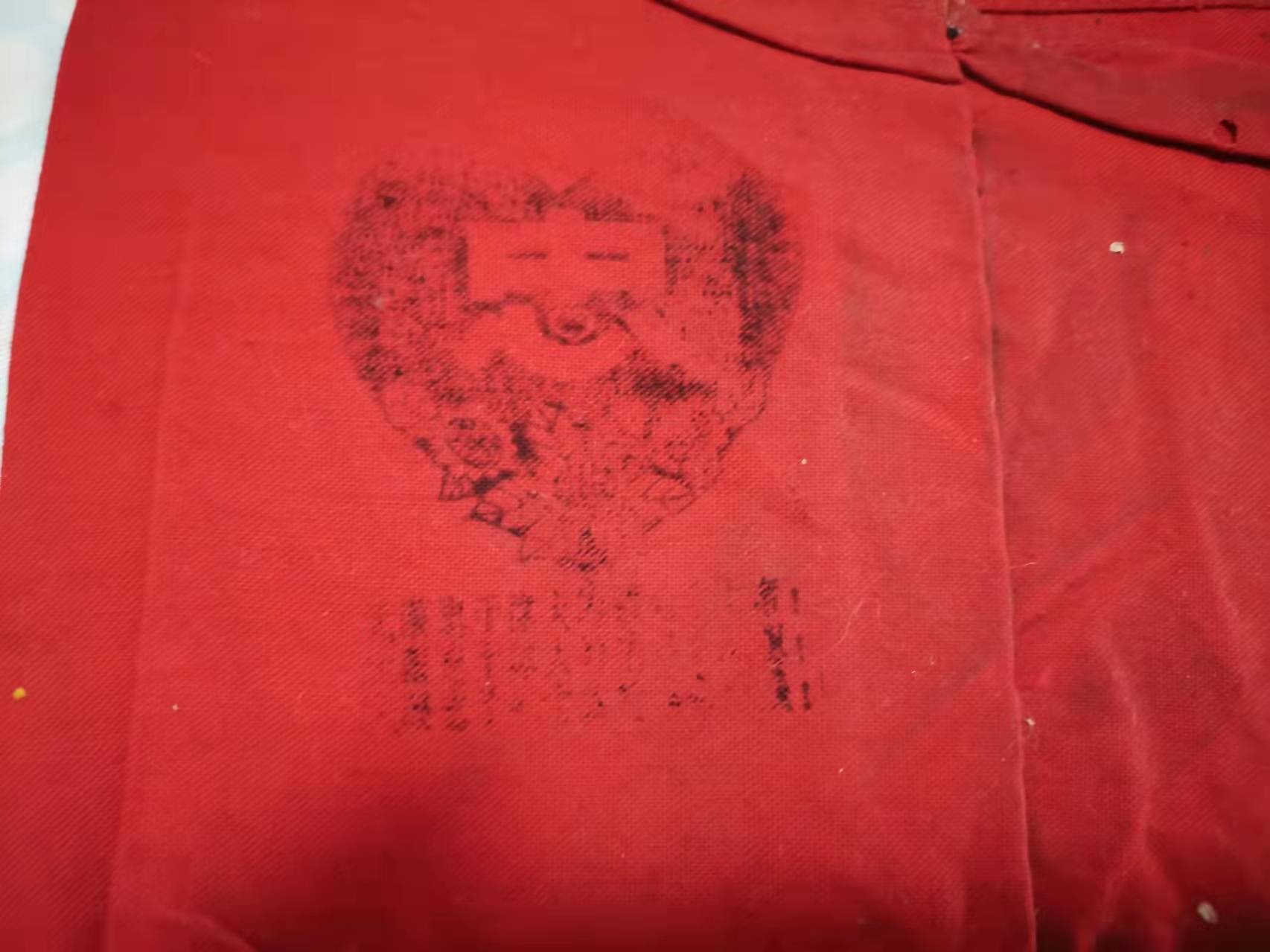 红色收藏军标,红色收藏纪念徽章图片