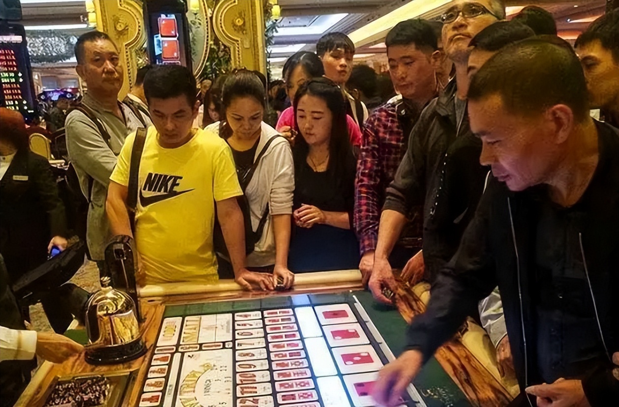 一把输七亿美金,一把输七千亿后续