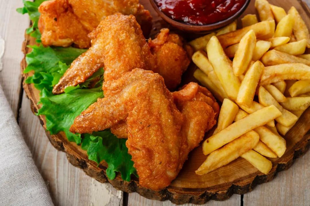 晚餐几点吃不会发胖,晚餐吃太多太饱太晚怎么补救