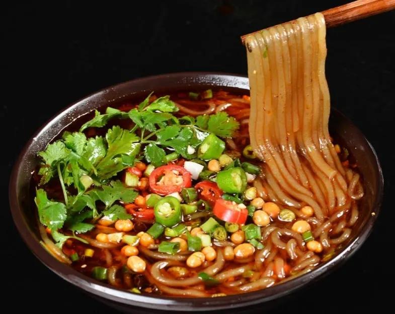 重庆正宗又辣又香的酸辣粉,天下第一香酸辣粉