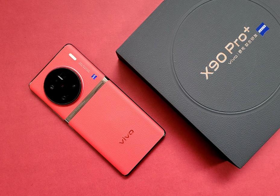 目前最值得入手的安卓旗舰手机,目前配置最高的安卓手机有哪些