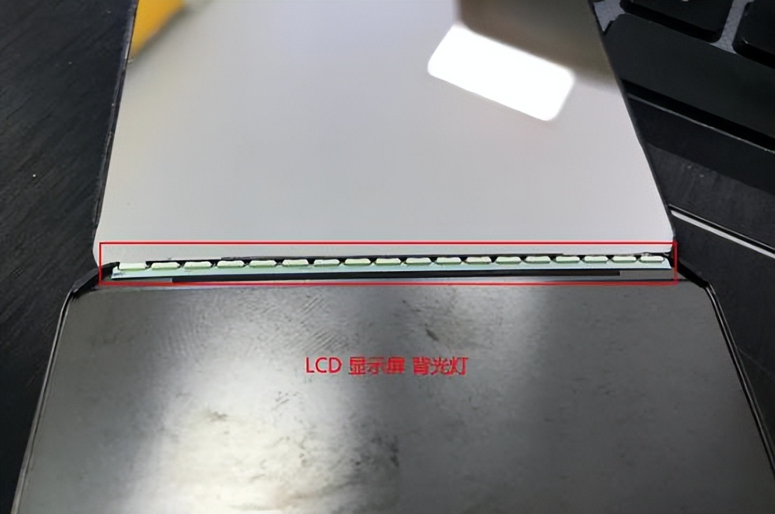 苹果查找id定位显示黑屏,手机黑屏了怎么查询自己的id