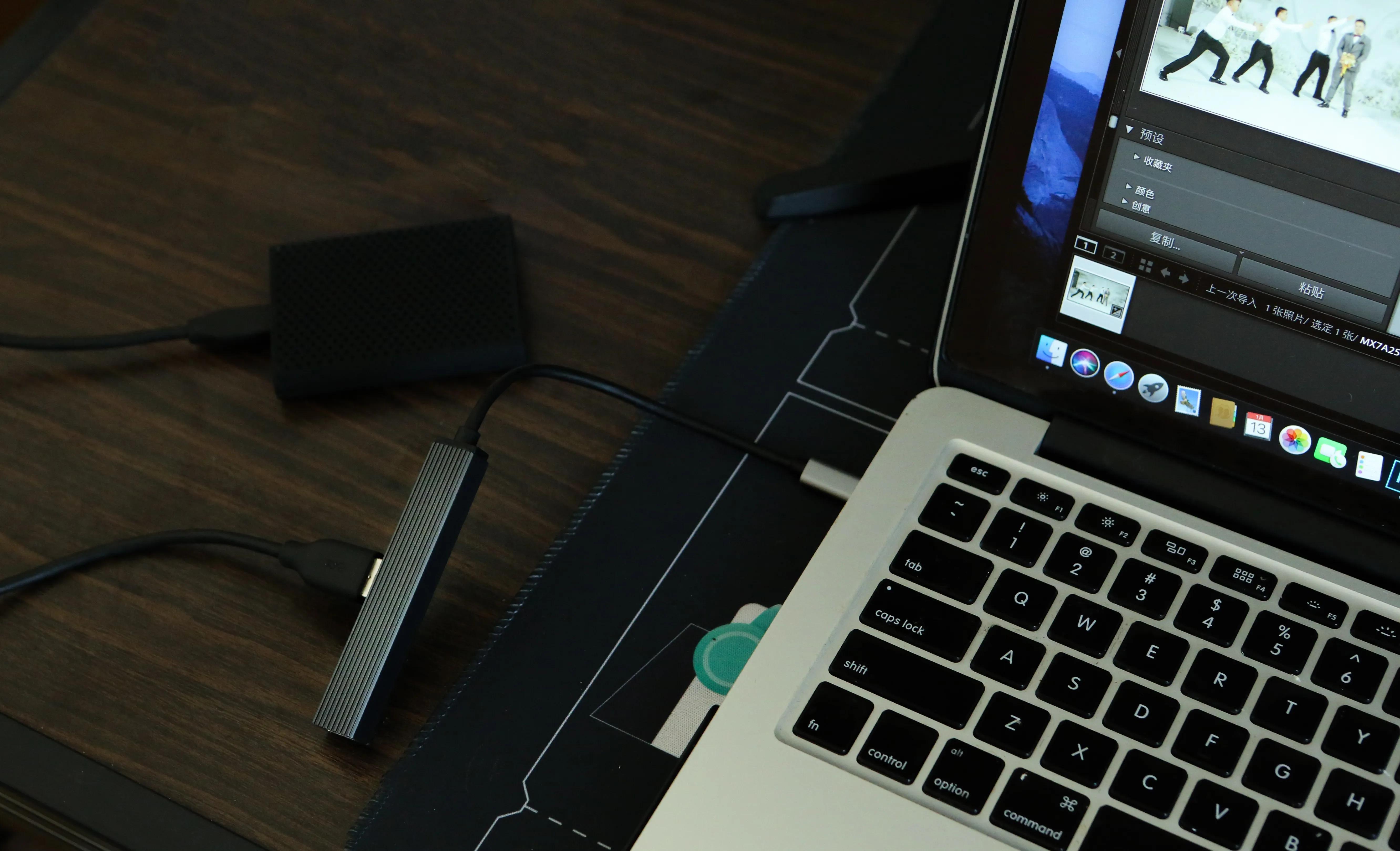 奥睿科透明扩展坞4口,奥睿科扩展坞优缺点