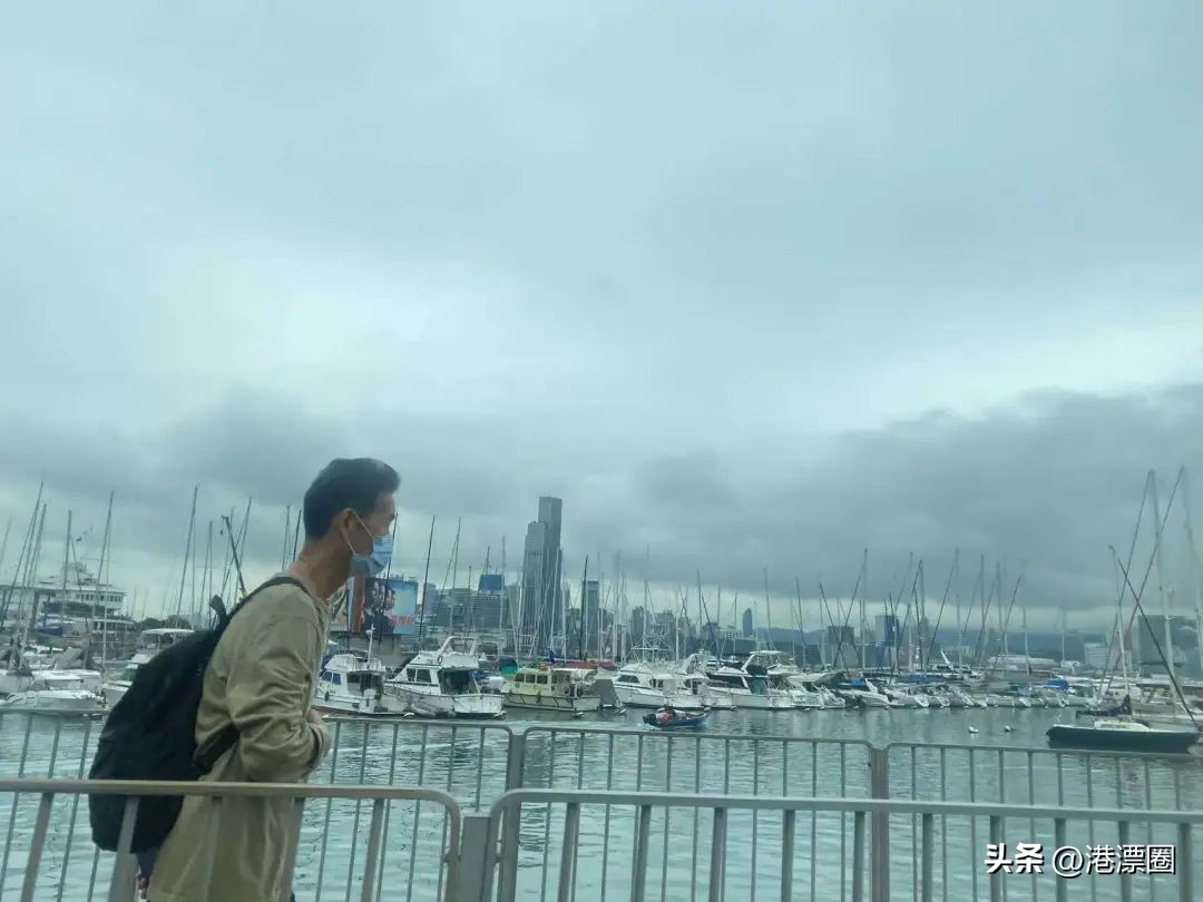 家人在香港确诊,身边6个都阳了……