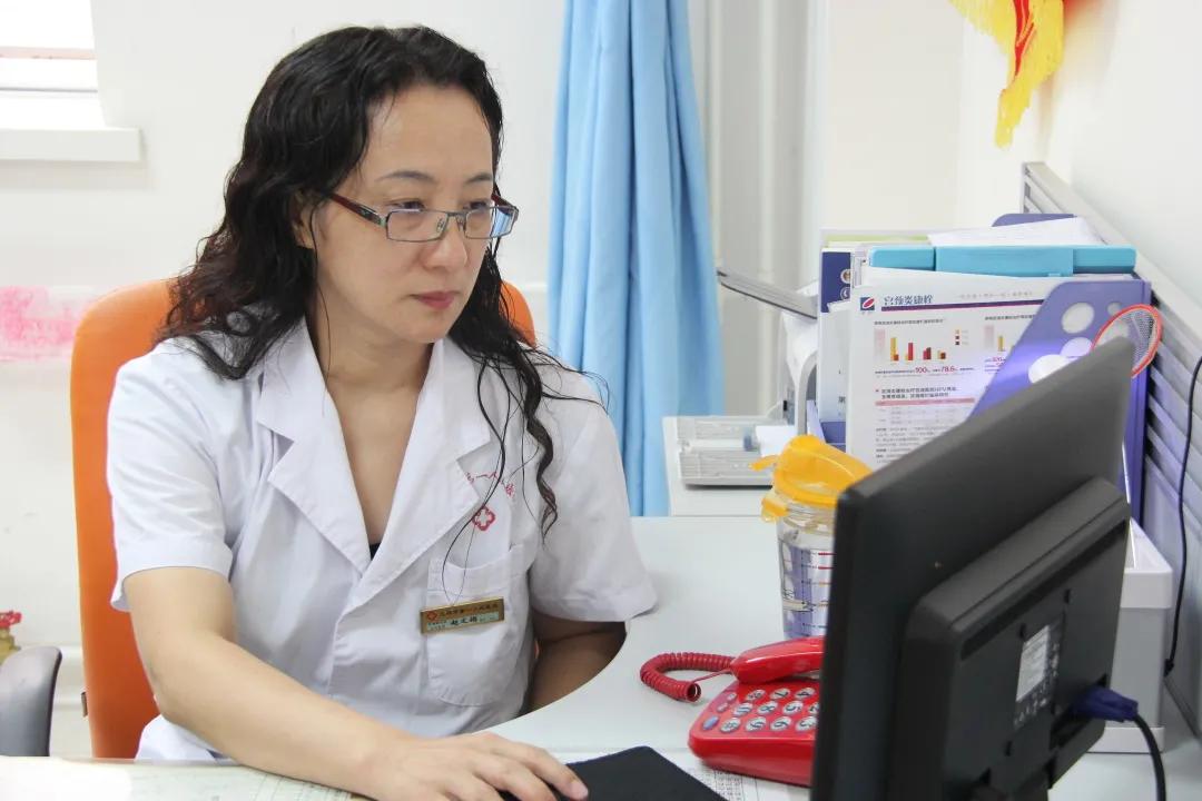 荣获五一巾帼标兵岗,荣获全国五一巾帼标兵岗