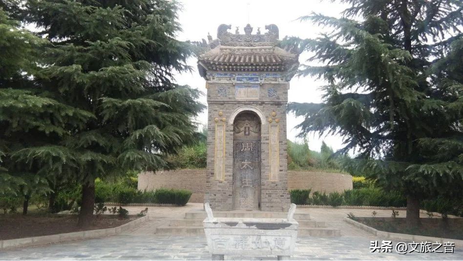 美女必跑贵妃梁，硬汉得吃擀面皮，小编带你去看最“野”的河山