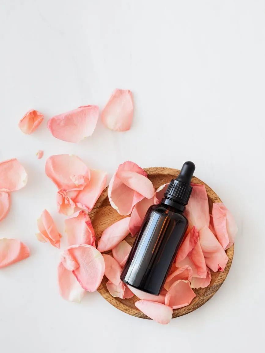 香氛精油护肤推荐哪款好用,精油护肤保持年轻