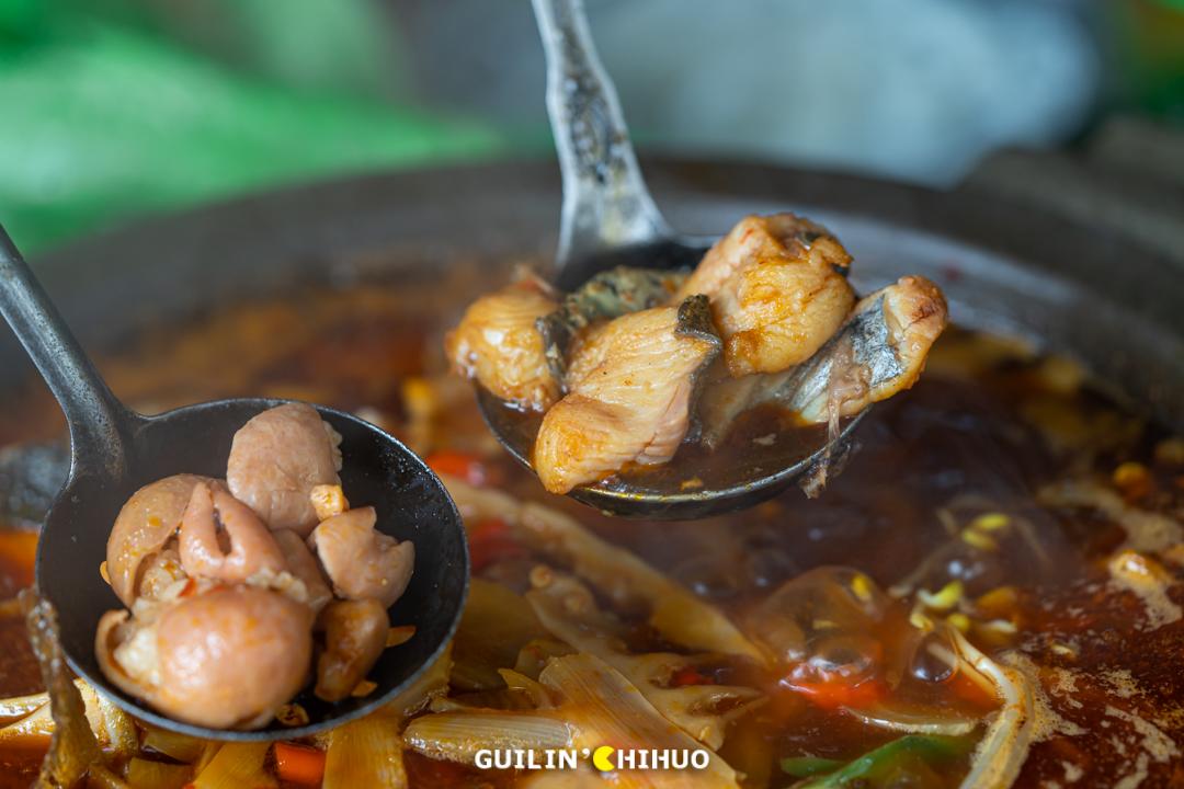 老字号石锅鱼31年老店,温岭石锅肥肠鱼