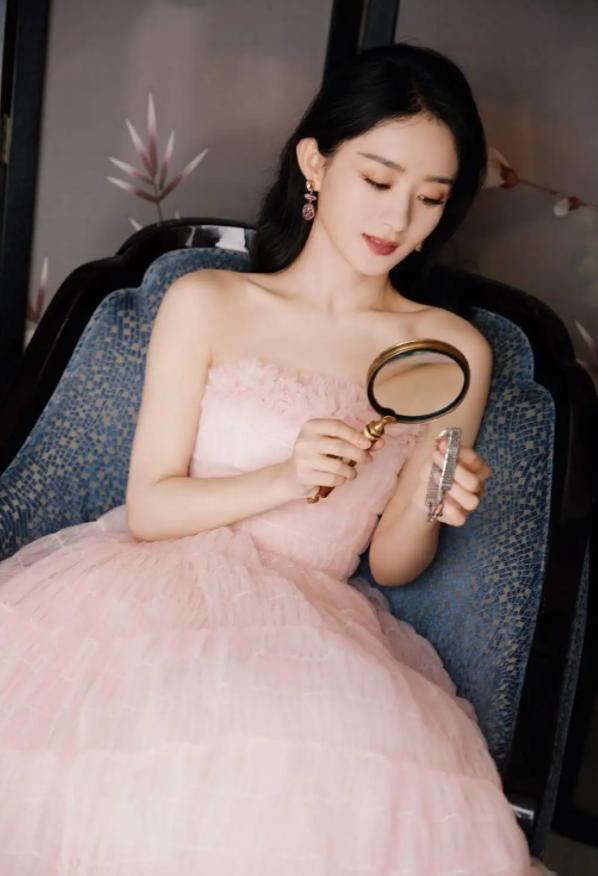 从五官怎么看出女人富贵相,女人五官富贵的表现