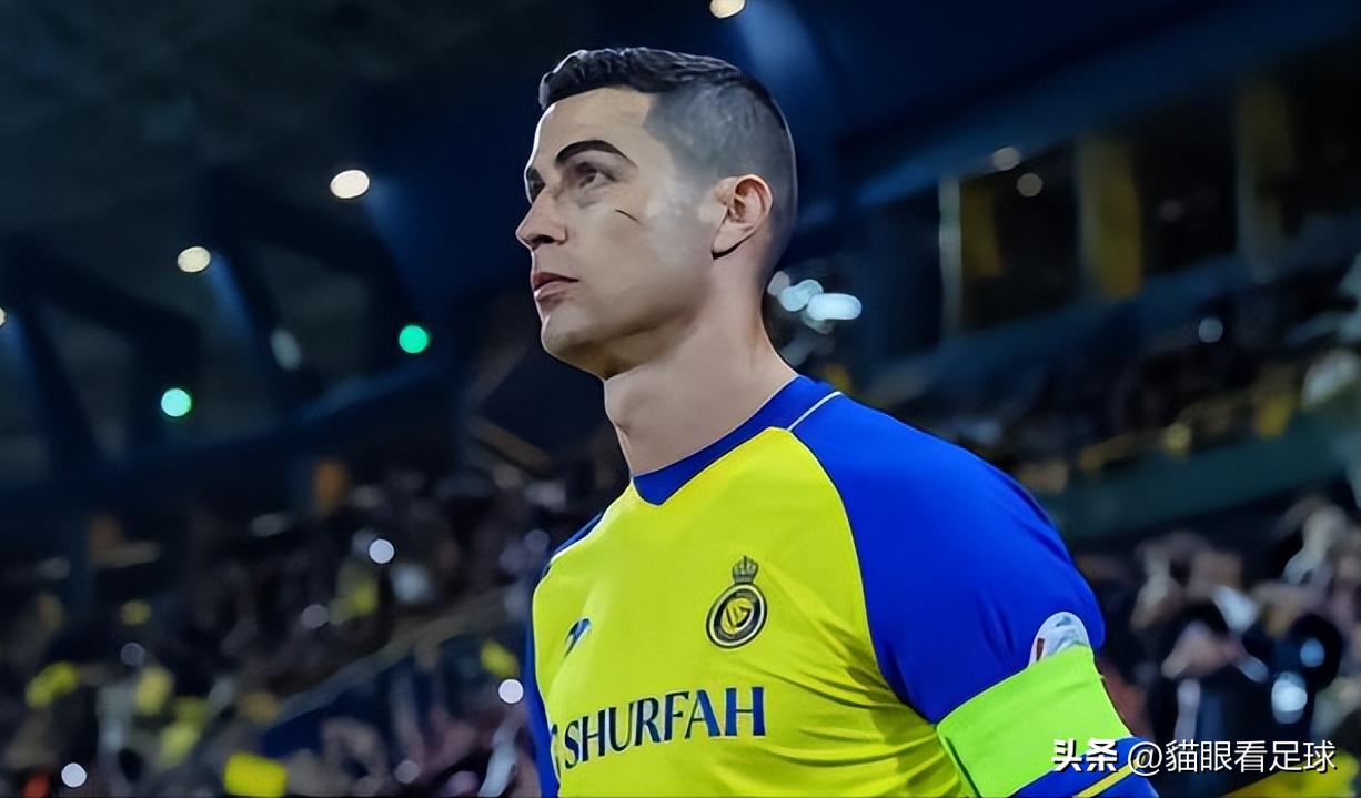利雅得胜利vs利雅得新月c罗吃红牌,c罗处罚消息