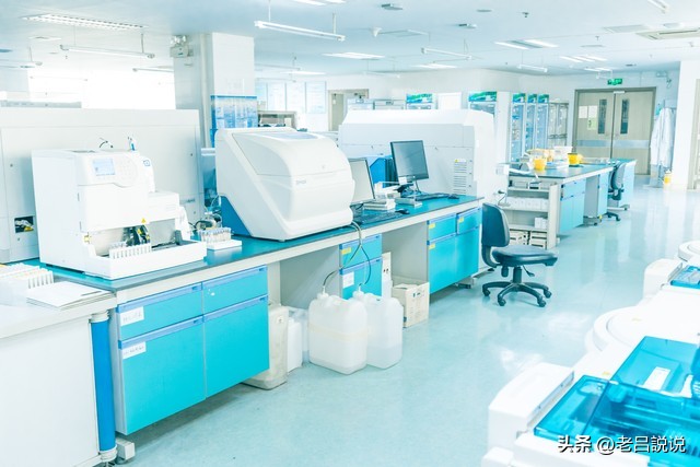 现在ai这么发达学什么专业好,ai能替代的医学专业